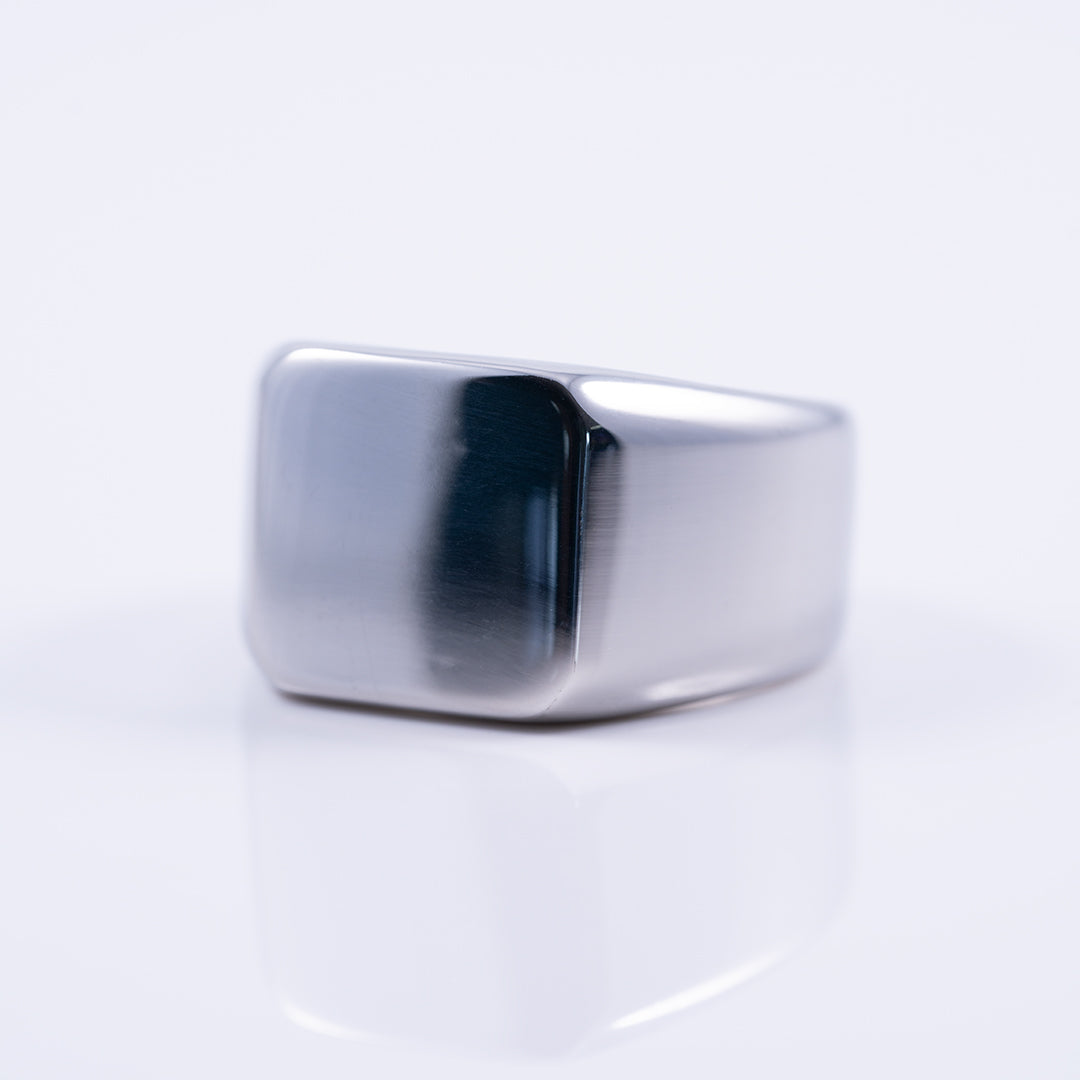 EISZEIT TIMELESS SIEGEL RING