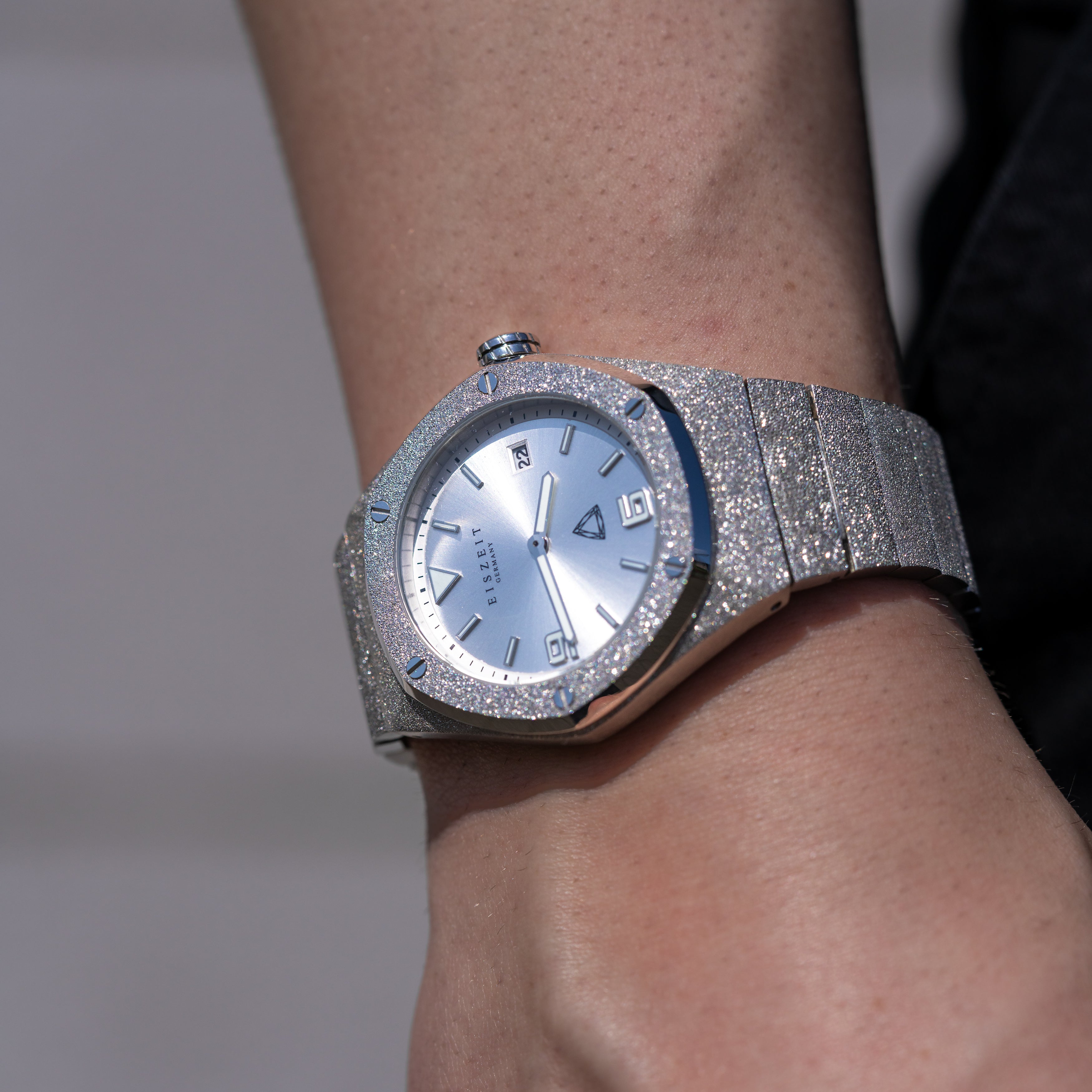 EISZEIT 41MM FROSTED WATCH SILVER DIAL