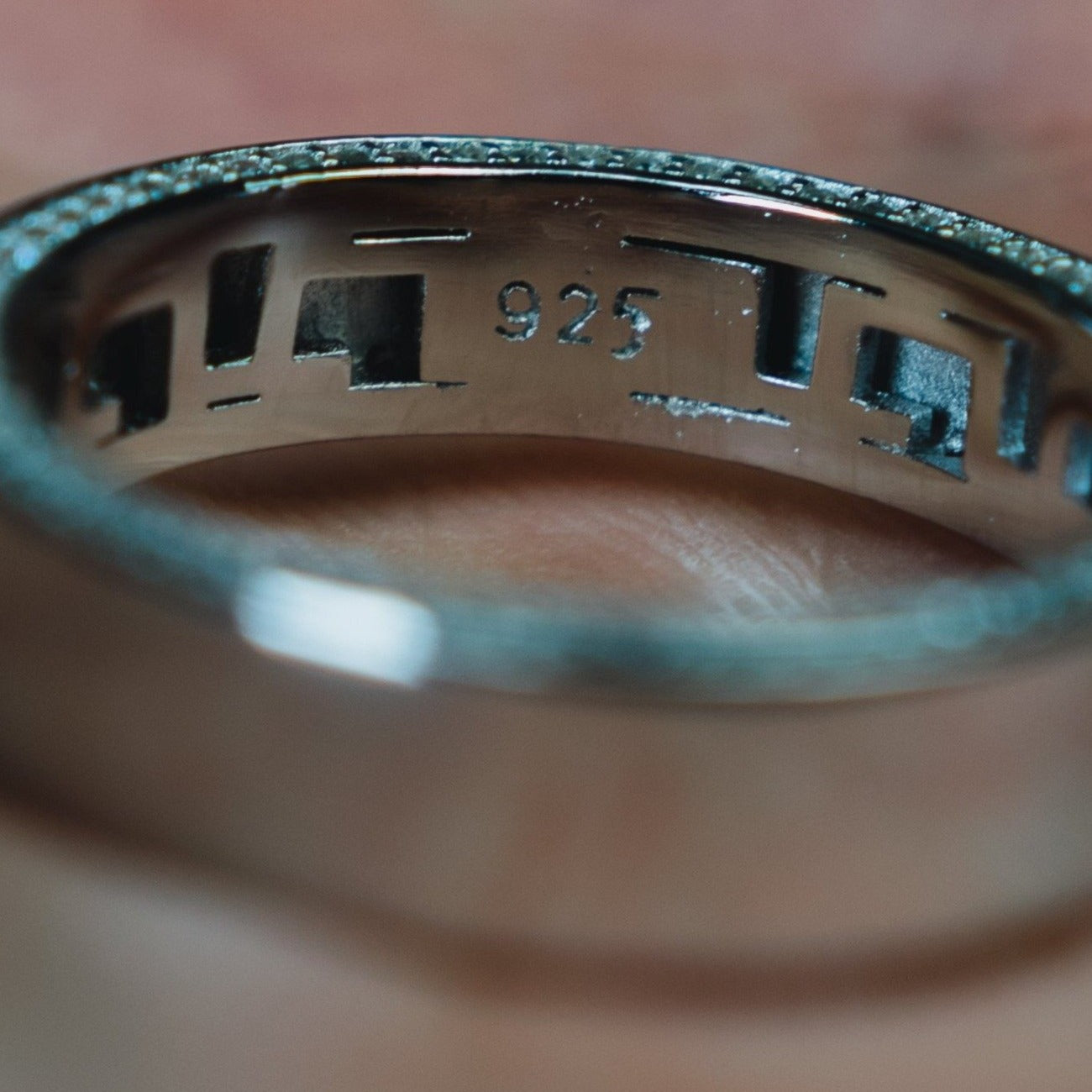 EISZEIT DLX 925 SILBER UNDERSTATEMENT RING